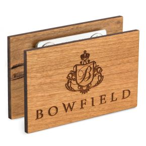 Placas de madera grabadas